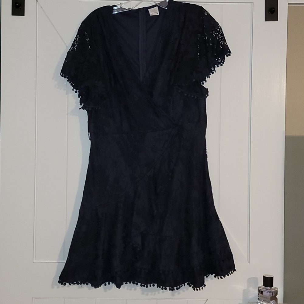 Selfie Leslie Navy mini dress lace - XL